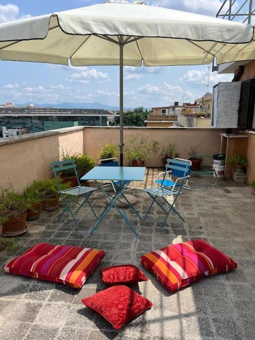 Con Ampio Terrazzo Appartement
